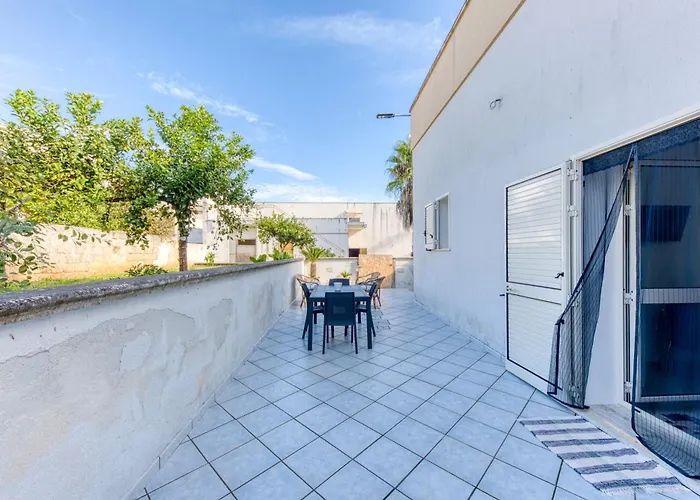 Mauricarol Residences *