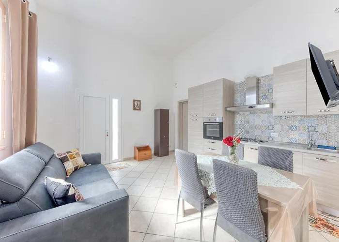 아파트 Mauricarol Residences 아쿠아리아 델 카포