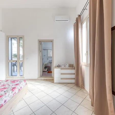 Mauricarol Residences Holiday home *